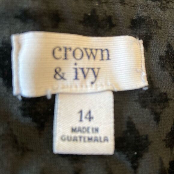 Crown & Ivy evening holiday black velvet patterned pull on pants w/ pockets❤️ - Picture 7 of 10